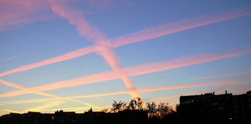 chemtrails-criss-cross